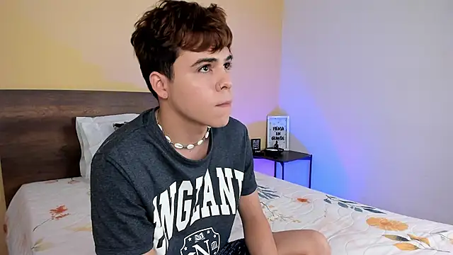 justinbiler online show from 12/23/24, 03:29