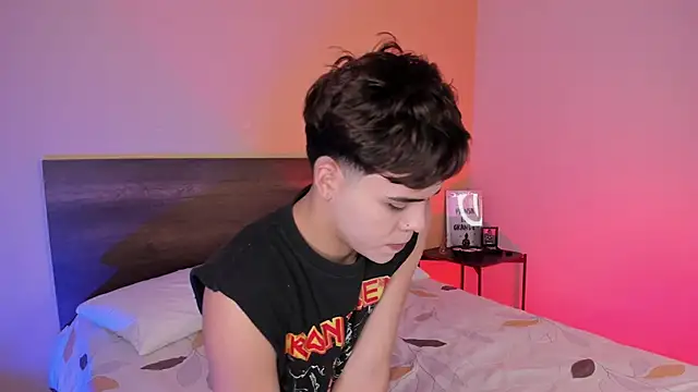 justinbiler online show from 02/07/25, 12:28