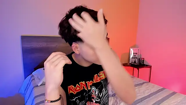 justinbiler online show from 02/22/25, 12:40