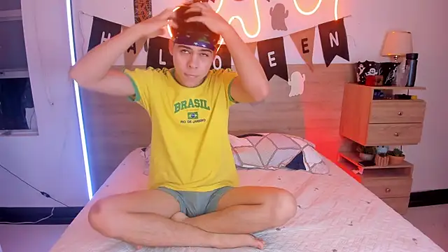 justinbiler online show from 10/30/25, 12:39