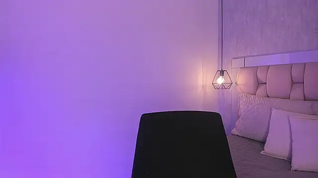 Snapshot of Roxie-Summers11 chatting on 03/11/25, 08:42 Roxie-Summers11 online show from 03/11/25, 08:42