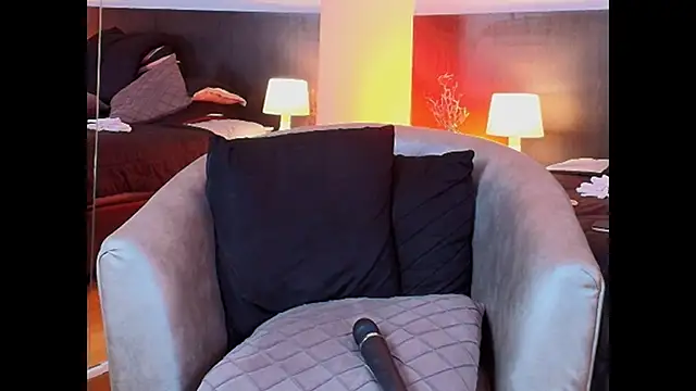 Snapshot of Kelly_Mature_ chatting on 01/26/25, 02:24 Kelly Mature online show from 01/26/25, 02:24