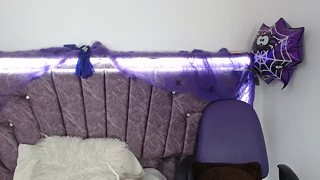 Penelope Fox14 online show from 10/21/25, 12:39