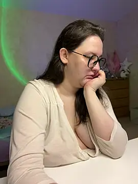 Snapshot of hungry1bunny chatting on 03/04/25, 04:30 hungry1bunny online show from 03/04/25, 04:30