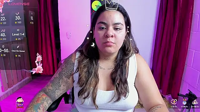 Snapshot of Sharon_hils chatting on 01/22/25, 10:59 Sharon hils online show from 01/22/25, 10:59