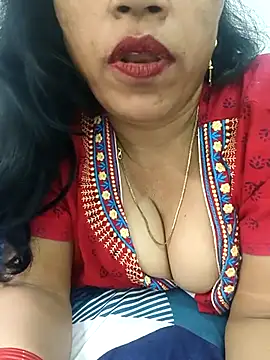 Snapshot of Sonal_210 chatting on 10/24/25, 02:30 Sonal 210 online show from 10/24/25, 02:30
