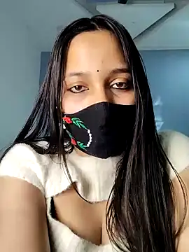 Snapshot of Varnika_aarora chatting on 02/12/25, 06:08 Varnika aarora online show from 02/12/25, 06:08