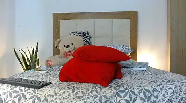 Snapshot of HELLEN_SWEET6 chatting on 02/15/25, 11:58 HELLEN SWEET6 online show from 02/15/25, 11:58