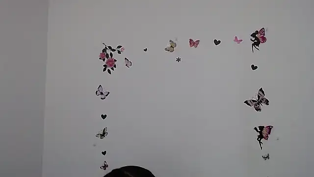 dulcenia rose online show from 09/30/25, 02:00