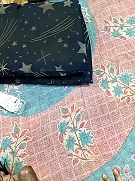 GF nd BF  online show from 10/31/25, 07:42