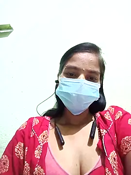 anusiya01 online show from 11/19/25, 02:50