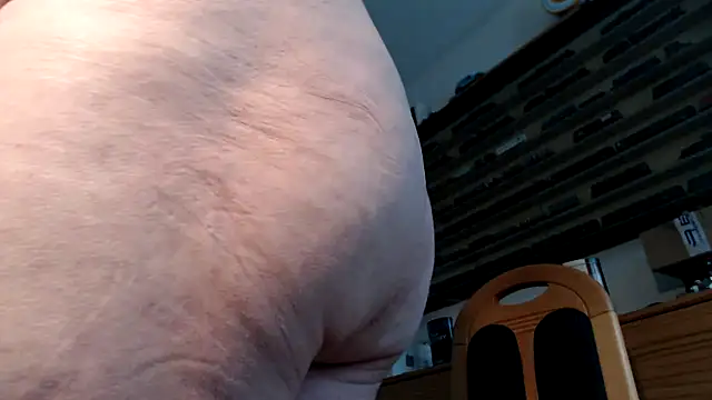 Snapshot of utilisasinus chatting on 12/02/24, 08:41 utilisasinus online show from 12/02/24, 08:41