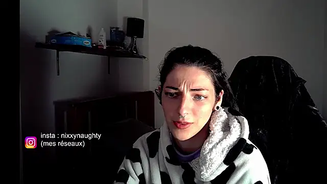 Snapshot of Nixxy_naughty chatting on 12/12/24, 09:58 Nixxy naughty online show from 12/12/24, 09:58