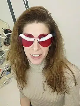 YourSuperModel online show from 11/20/25, 03:34