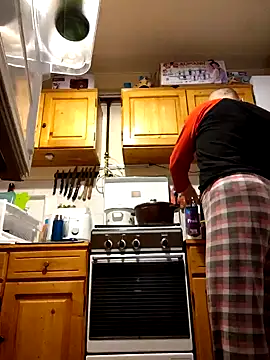 intx800 online show from 02/13/25, 03:07