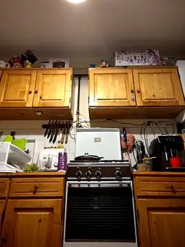 intx800 online show from 03/03/25, 03:19