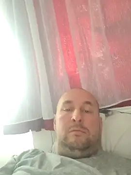 intx800 online show from 10/09/25, 02:04