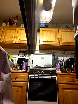 intx800 online show from 11/04/25, 03:05