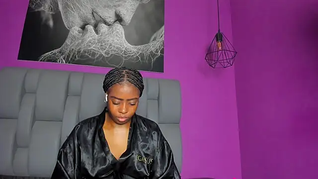 Snapshot of carlota_swan chatting on 11/11/25, 06:08 carlota swan online show from 11/11/25, 06:08