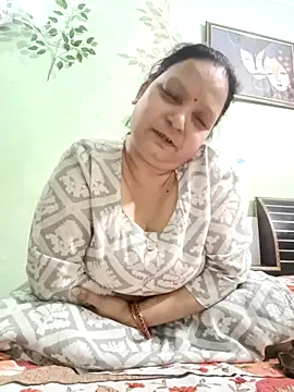 Kavya kapoor online show from 02/24/25, 10:04