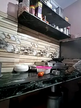 Kavya kapoor online show from 02/24/25, 01:21