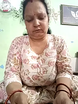 Kavya kapoor online show from 03/01/25, 08:02