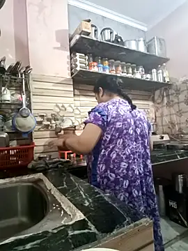 Kavya kapoor online show from 10/30/25, 02:57