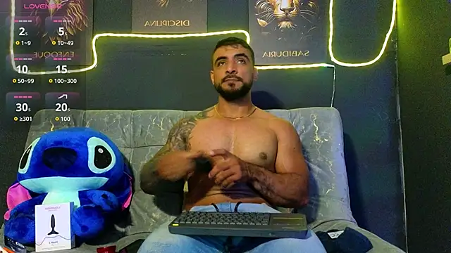 ERIC HARRISON online show from 11/15/25, 02:20