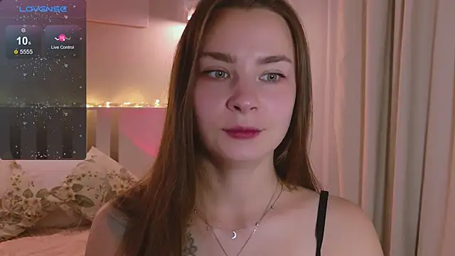 Pink SeaGul online show from 10/26/25, 05:08