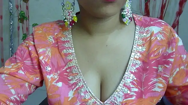 Preeti-Sexy online show from 10/24/25, 05:37