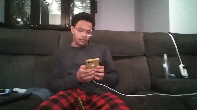 Snapshot of nintendogaymer69 chatting on 10/22/25, 02:23 nintendogaymer69 online show from 10/22/25, 02:23