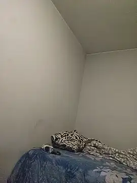 Userio072 online show from 02/09/25, 03:43