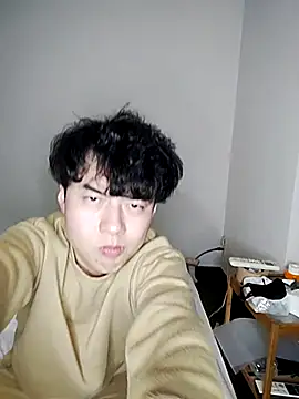 Snapshot of whitebriefboy chatting on 02/17/25, 09:30 whitebriefboy online show from 02/17/25, 09:30