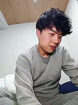 Snapshot of whitebriefboy chatting on 02/27/25, 03:15 whitebriefboy online show from 02/27/25, 03:15