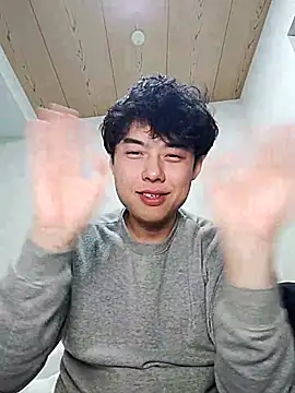 Snapshot of whitebriefboy chatting on 02/28/25, 05:15 whitebriefboy online show from 02/28/25, 05:15