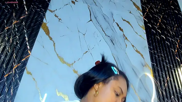 ebony hot1 online show from 11/17/25, 02:56