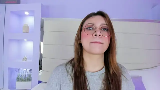 Lanna18 online show from 01/22/25, 11:45