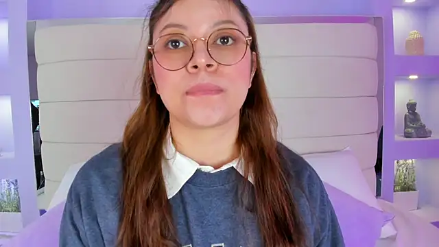 Lanna18 online show from 02/10/25, 11:46