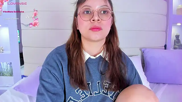 Lanna18 online show from 02/10/25, 02:48