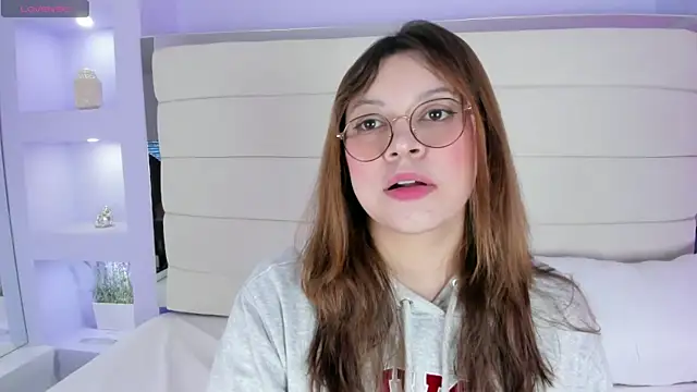 Lanna18 online show from 02/19/25, 11:49