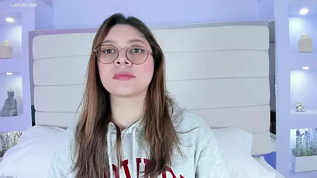 Lanna18 online show from 03/03/25, 11:44