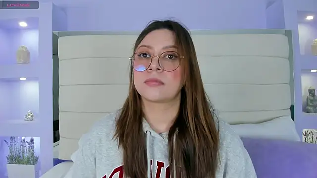 Lanna18 online show from 03/11/25, 11:44