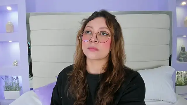 Lanna18 online show from 03/15/25, 11:51