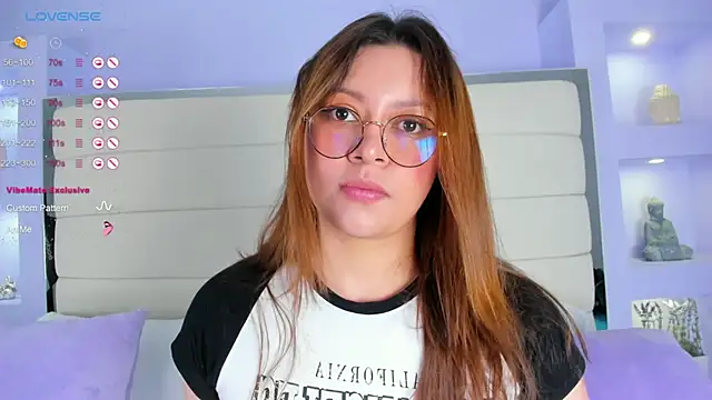 Lanna18 online show from 03/17/25, 11:53