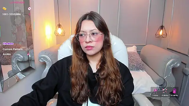 Lanna18 online show from 11/22/25, 12:37