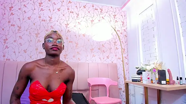 amber-hill online show from 10/18/25, 07:25