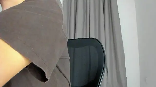 Joe23   online show from 10/07/25, 01:36