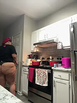 SexyHoneyRedd online show from 01/01/25, 01:37