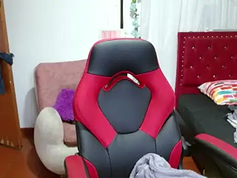 helenca43 online show from 02/27/25, 11:41