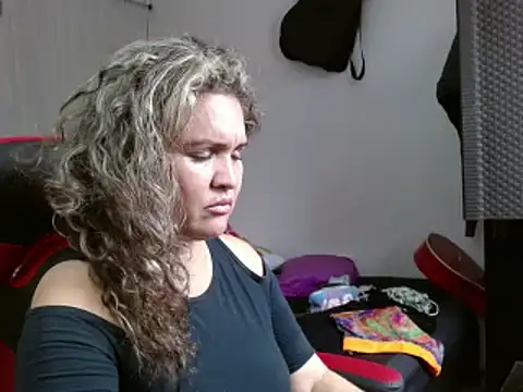 helenca43 online show from 02/28/25, 07:14